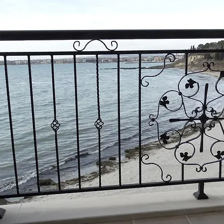 Apart Otel Akrotiria Complex