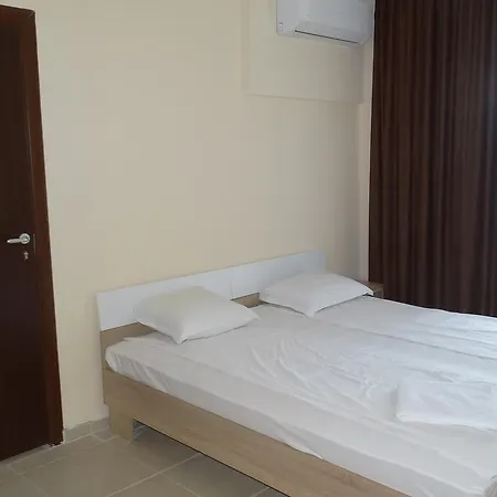 Akrotiria Complex Apart Otel