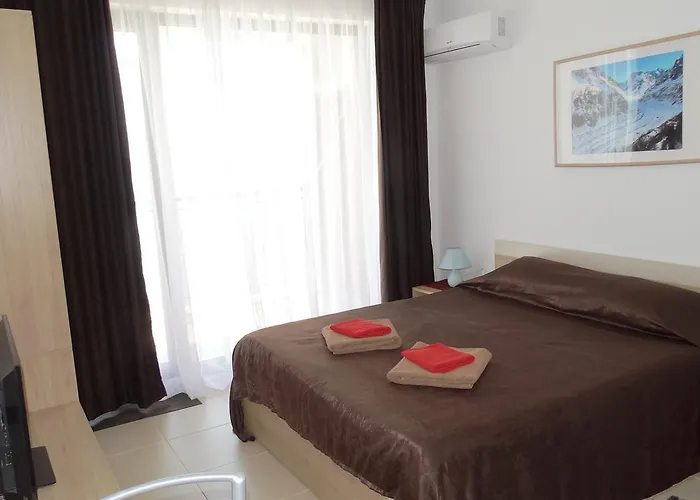 Aparthotel Akrotiria Complex 4*