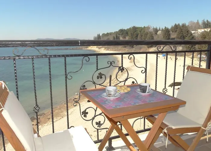 Akrotiria Complex Aparthotel