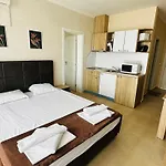 Akrotiria Complex Aparthotel 3*