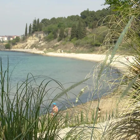 Akrotiria Complex 4*