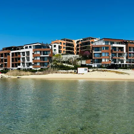 Akrotiria Complex Aparthotel 3*