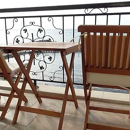Akrotiria Complex 3*
