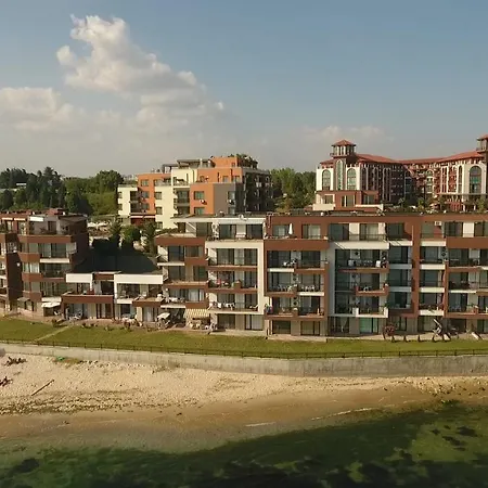 Akrotiria Complex Aparthotel